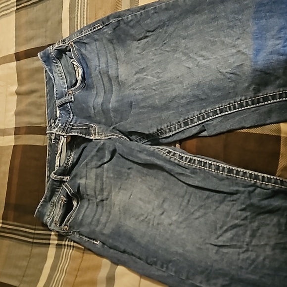 Jeans - Picture 2 of 3